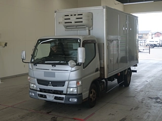 MITSUBISHI CANTER 2014