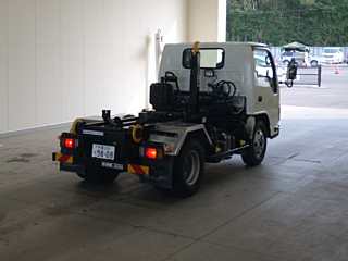 ISUZU ELF 2015