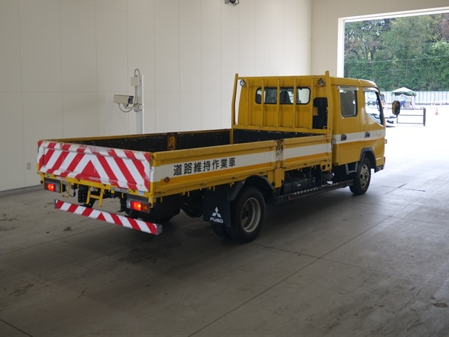 MITSUBISHI CANTER 2015