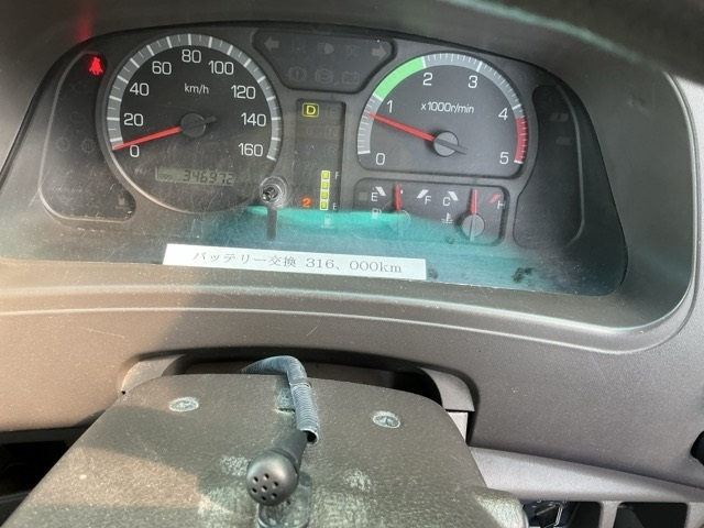 MITSUBISHI ROSA 2016