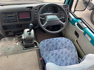 MITSUBISHI ROSA 2016
