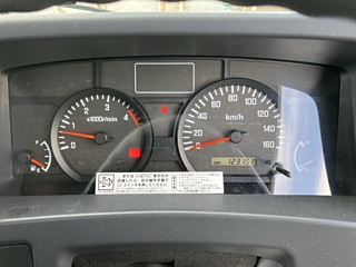 ISUZU ELF 2012
