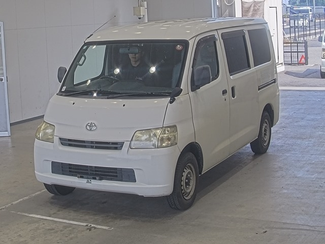 TOYOTA LITE ACE VAN 2011