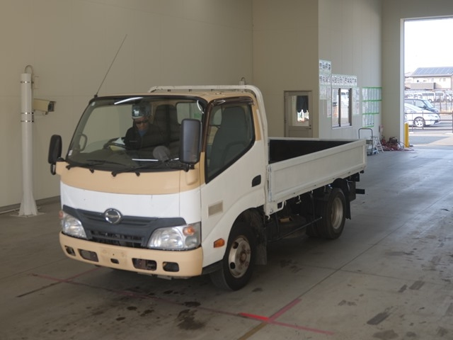 HINO DUTRO 2013