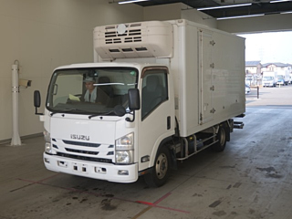 ISUZU ELF 2015