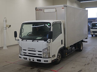 ISUZU ELF 2009