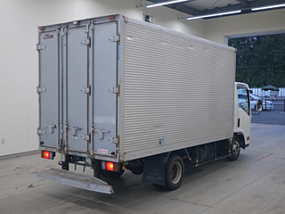 ISUZU ELF 2009