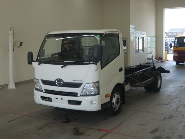 HINO DUTRO 2011