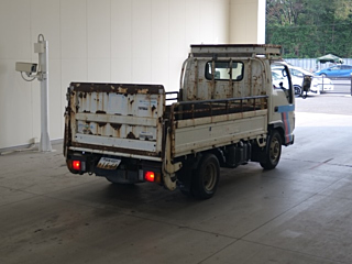 ISUZU ELF 2008
