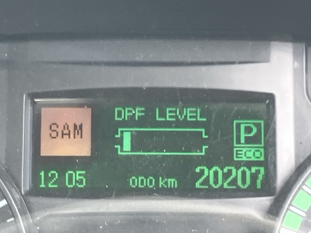 MITSUBISHI CANTER 2011