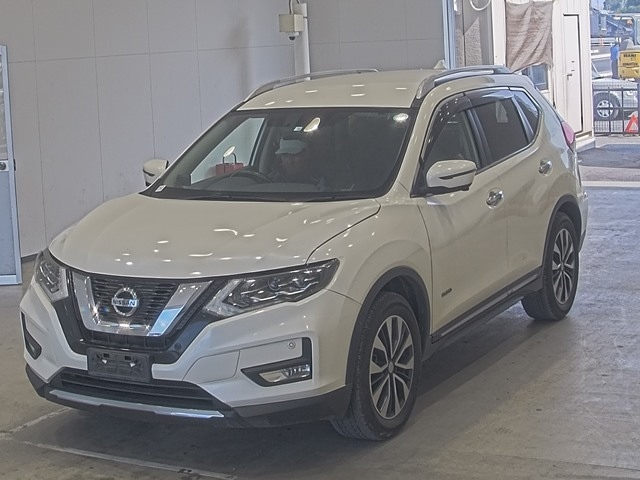 NISSAN X-TRAIL 2018