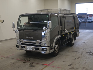 ISUZU ELF 2016