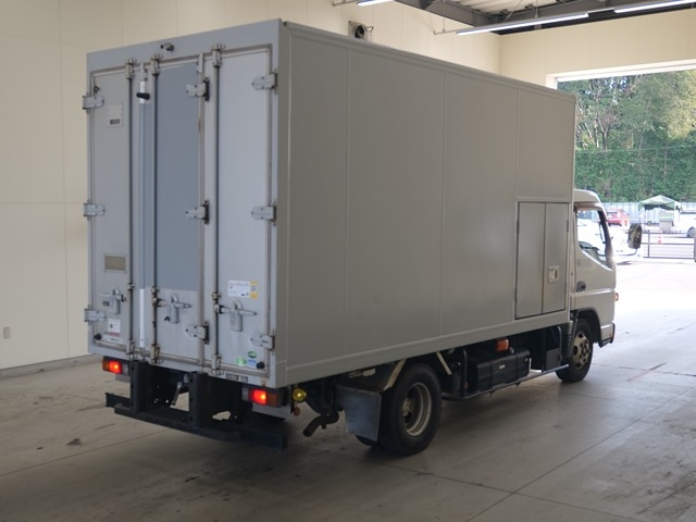 MITSUBISHI CANTER 2014