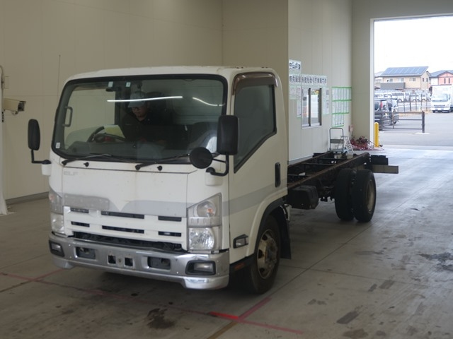 ISUZU ELF 2014