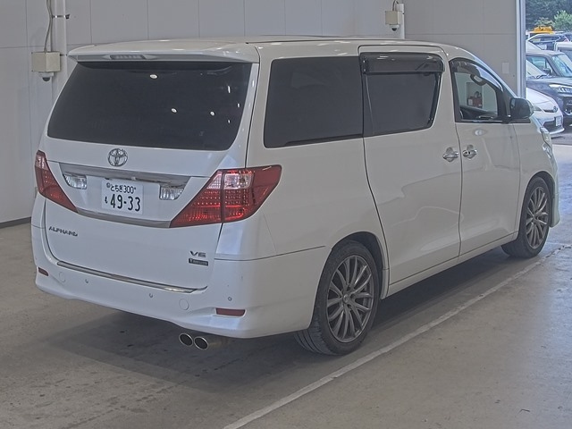 TOYOTA ALPHARD 2009