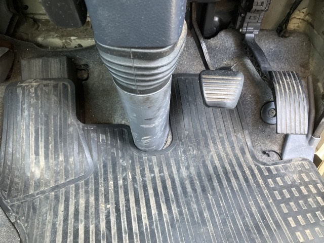 MITSUBISHI CANTER 2012