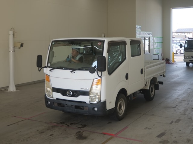NISSAN ATLAS 2008