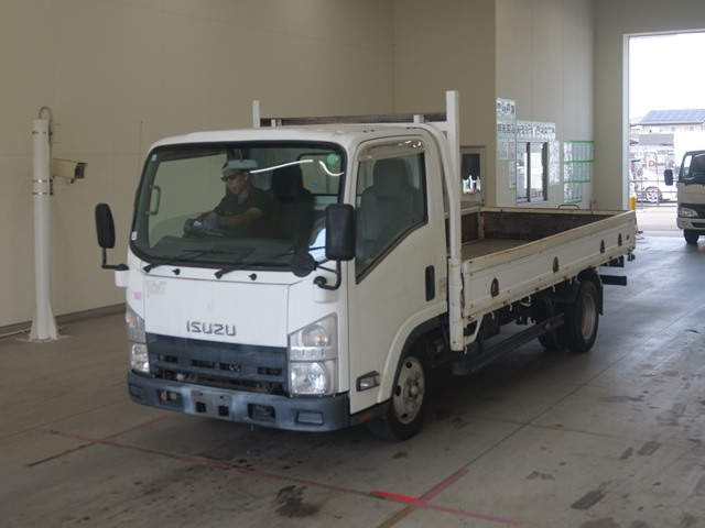 ISUZU ELF 2013