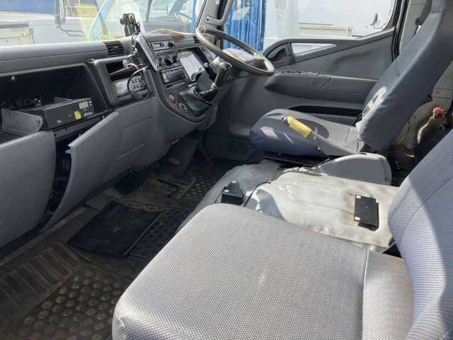 MITSUBISHI CANTER 2011