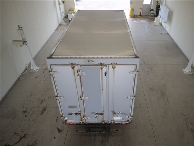 MITSUBISHI CANTER 2011