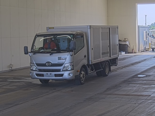 HINO DUTRO 2014