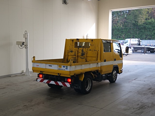 ISUZU ELF 2010