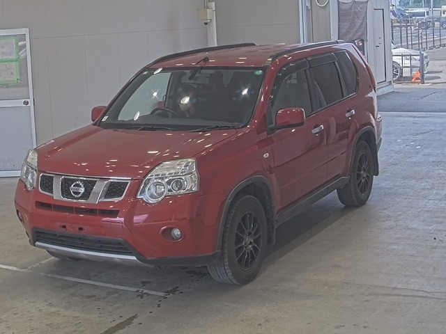 NISSAN X-TRAIL 2013
