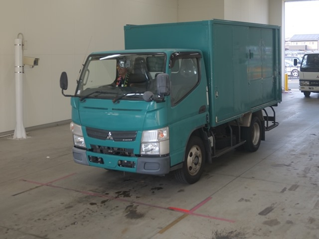 MITSUBISHI CANTER 2014