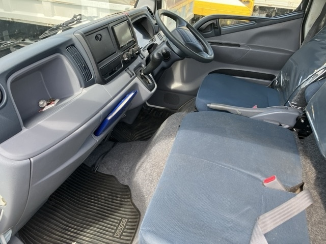 MITSUBISHI CANTER 2014