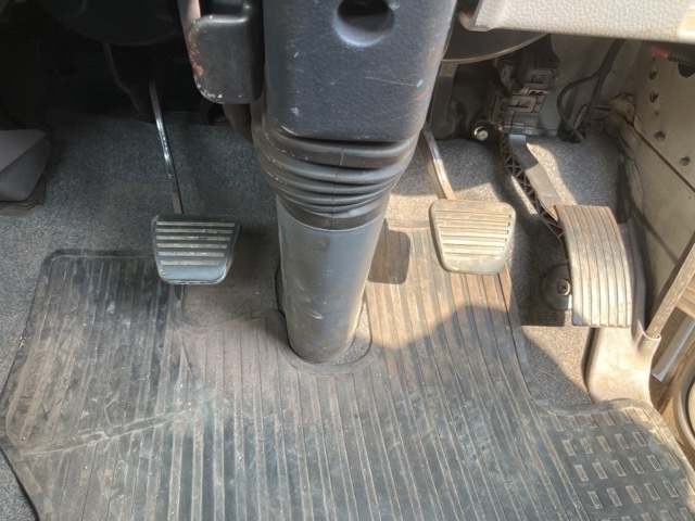 MITSUBISHI CANTER 2015