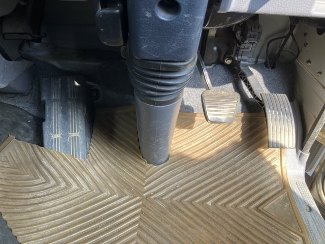 MITSUBISHI CANTER 2014