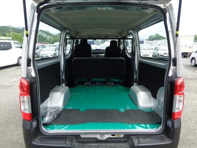 NISSAN CARAVAN VAN 2023