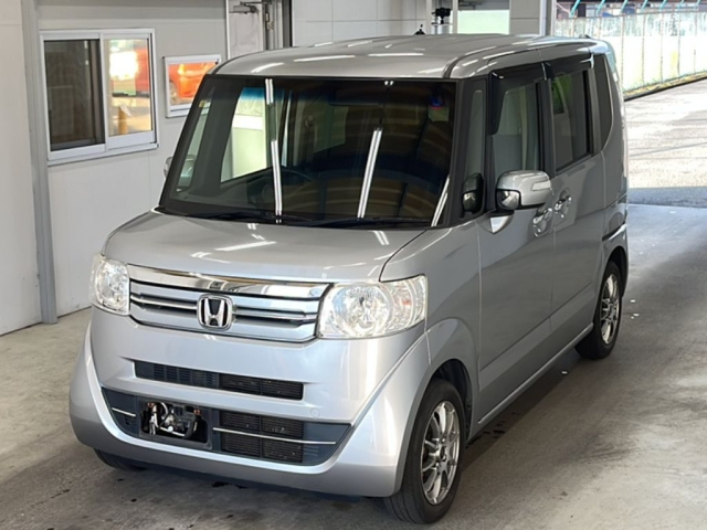 HONDA N BOX 2016