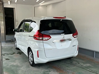 HONDA FREED 2023