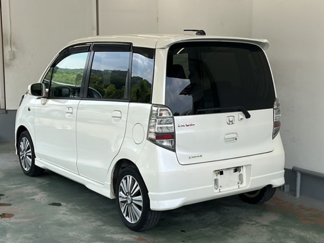 HONDA LIFE 2011