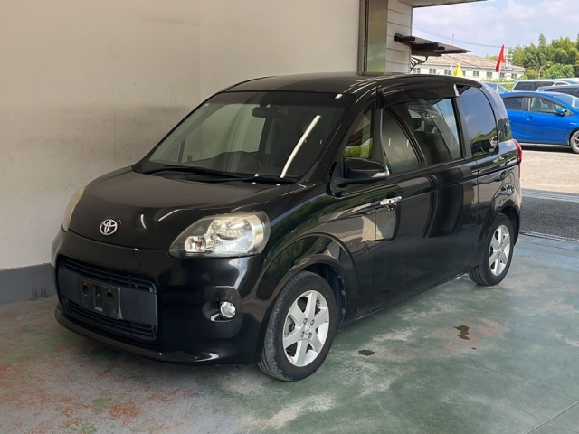 TOYOTA PORTE 2013