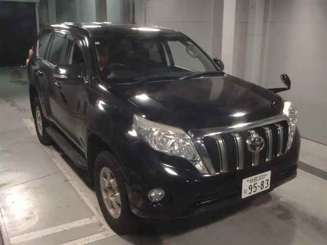 TOYOTA LAND CRUISER PRADO 2015