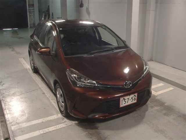 TOYOTA VITZ 2014