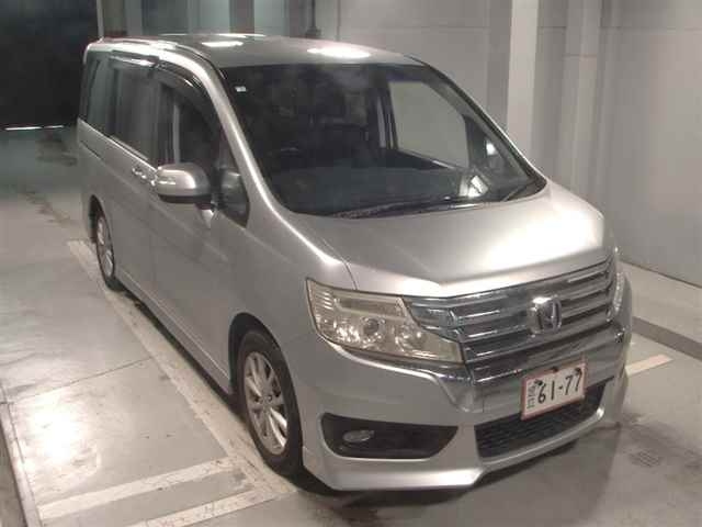 HONDA STEP WAGON 2012