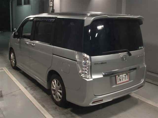 HONDA STEP WAGON 2012