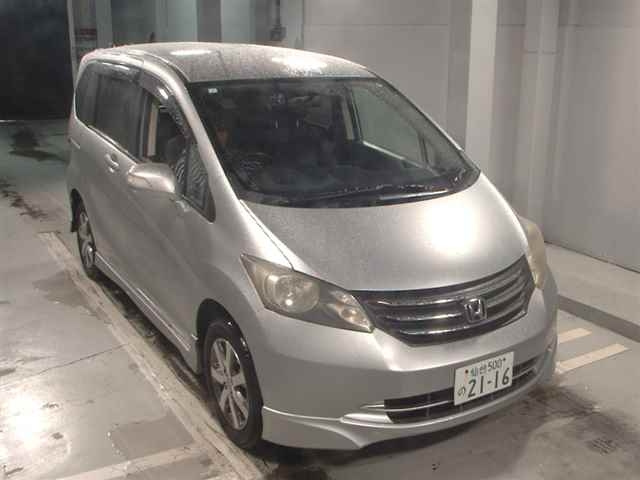 HONDA FREED 2009