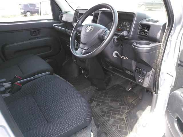 TOYOTA PIXIS VAN 2021
