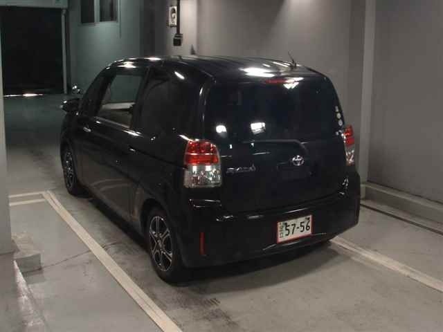 TOYOTA SPADE 2012