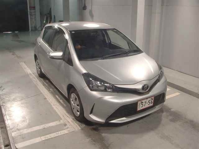 TOYOTA VITZ 2014