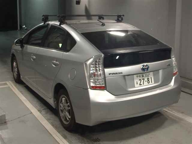 TOYOTA PRIUS 2011