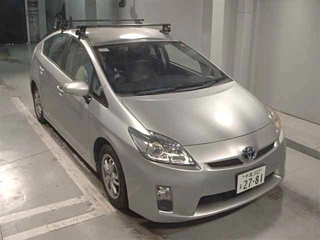 TOYOTA PRIUS 2011