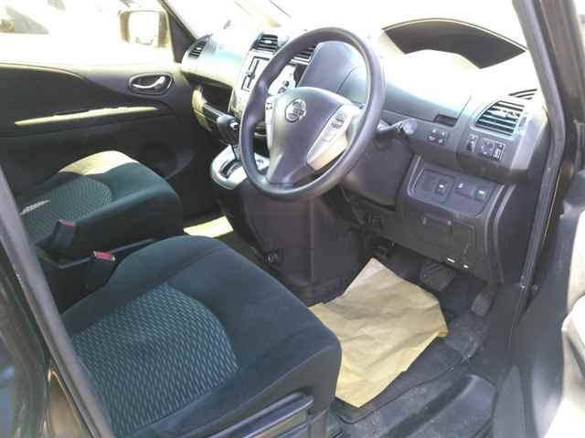 NISSAN SERENA 2015