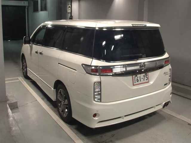 NISSAN ELGRAND 2012