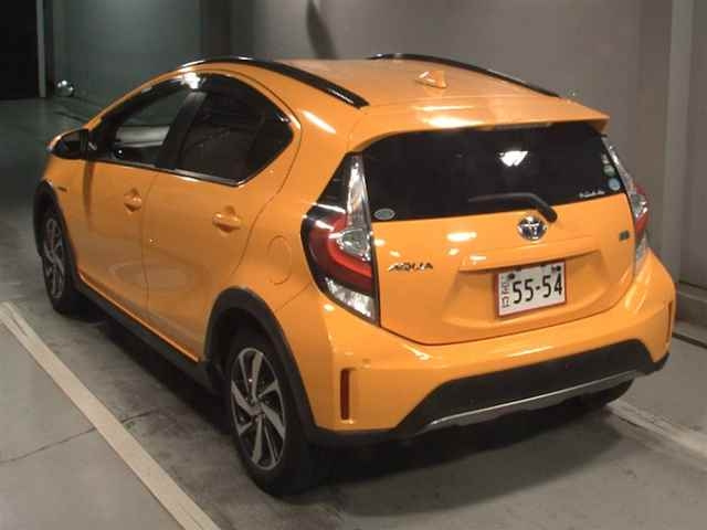 TOYOTA AQUA 2018