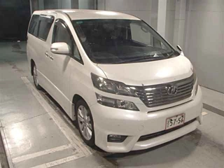 TOYOTA VELLFIRE 2011